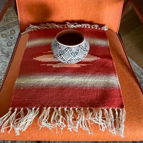 Chimayo Medium Orange Geometric Weaving - Picture 3 of 4